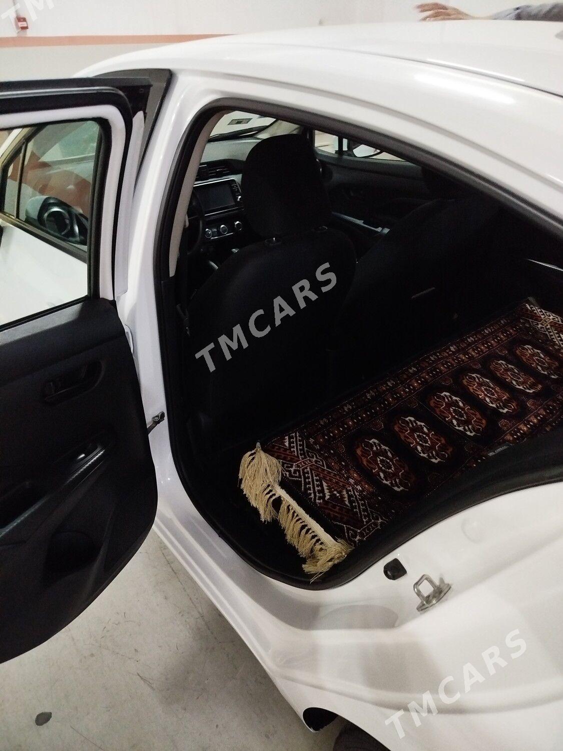 Nissan Versa 2021 - 178 000 TMT - Aşgabat - img 2