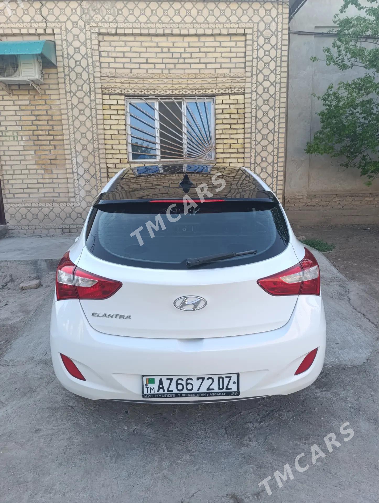 Hyundai Elantra 2012 - 140 000 TMT - Daşoguz - img 3