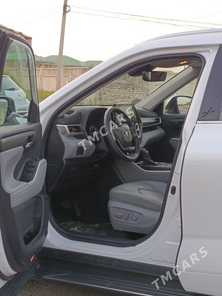 Toyota Highlander 2021 - 600 000 TMT - Мары - img 6