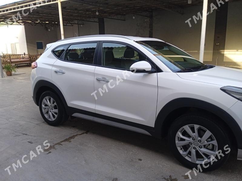Hyundai Tucson 2018 - 285 000 TMT - Ашхабад - img 9