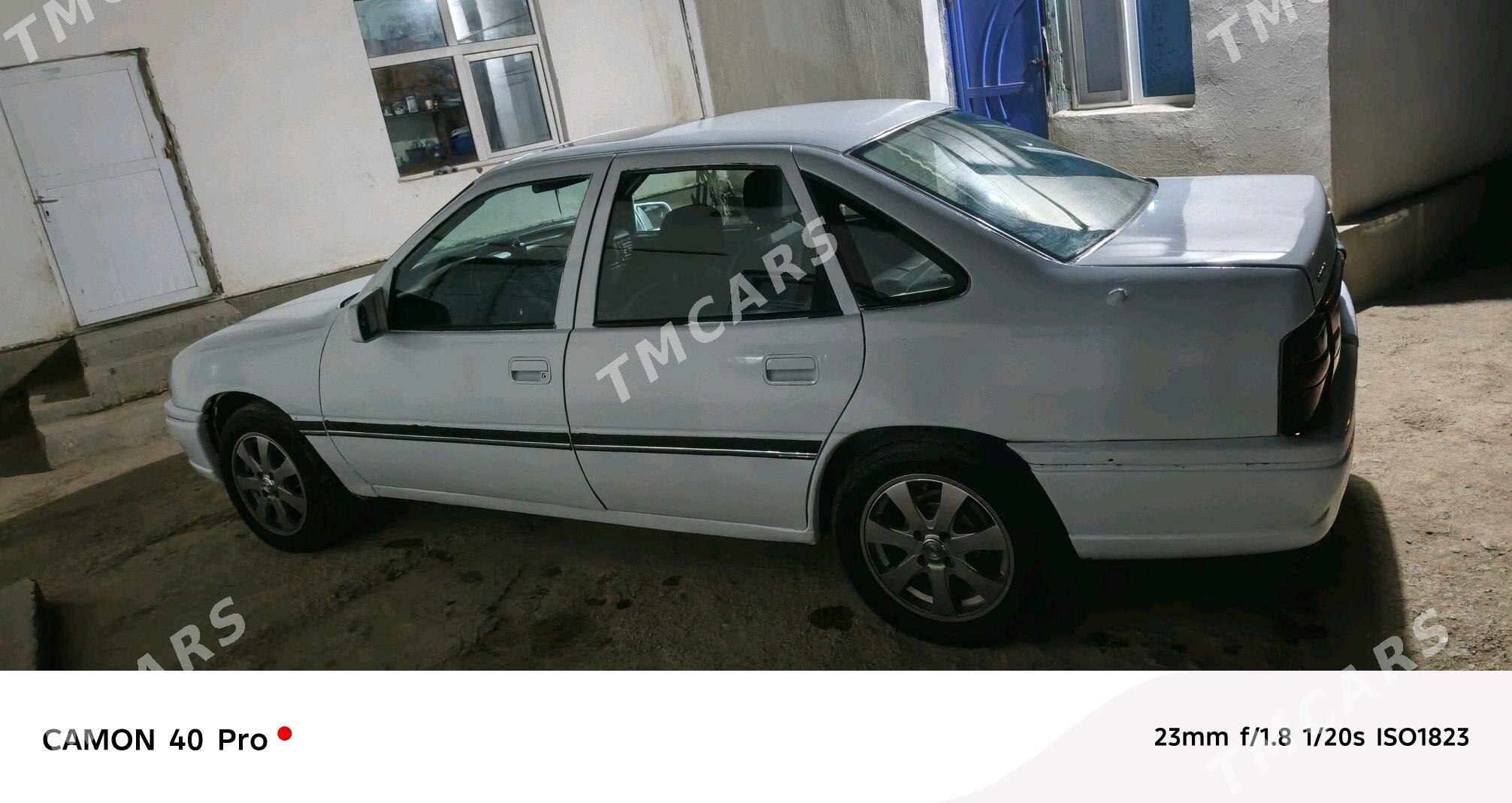 Opel Vectra 1991 - 29 000 TMT - Bäherden - img 8