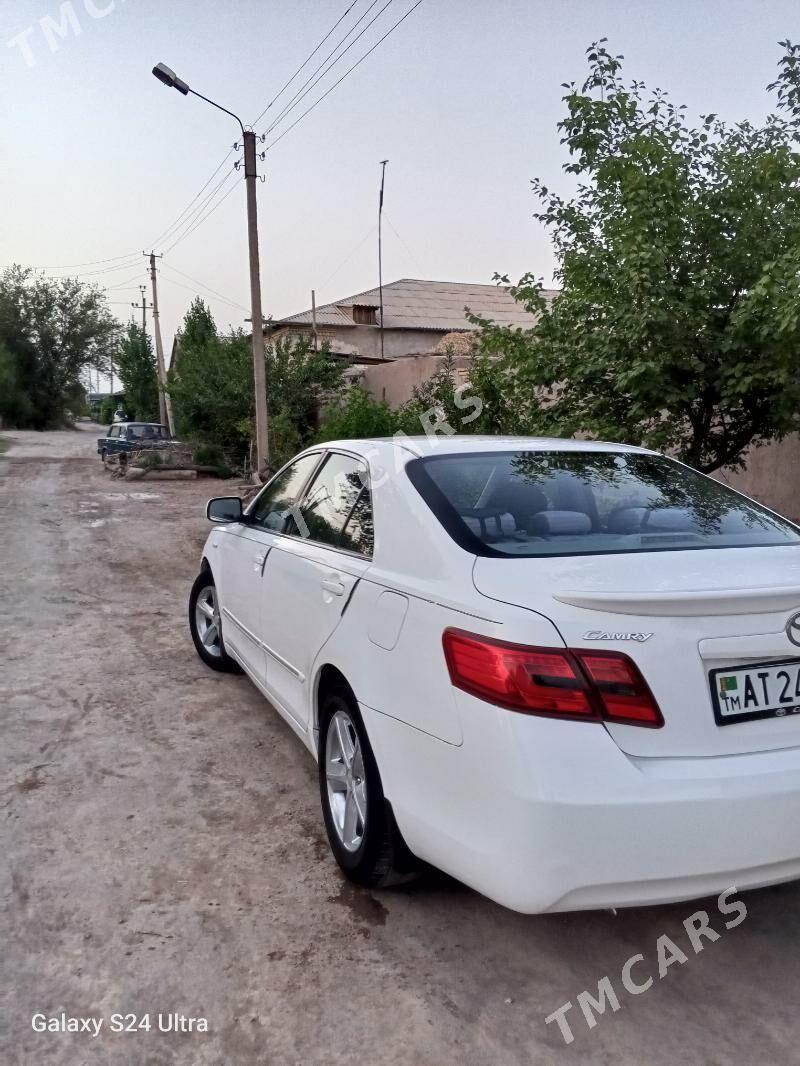 Toyota Camry 2010 - 200 000 TMT - Гурбансолтан Едже - img 6