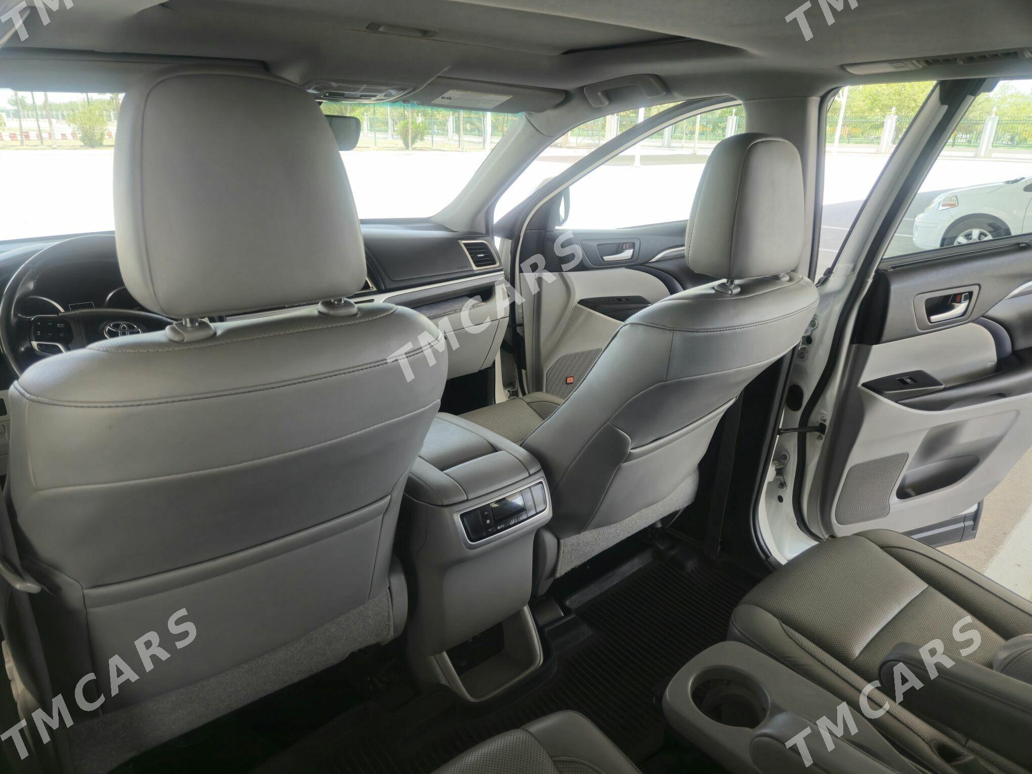 Toyota Highlander 2019 - 430 000 TMT - Ашхабад - img 6
