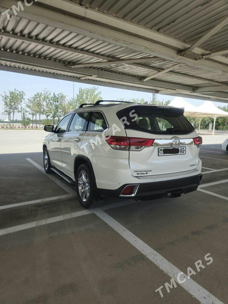 Toyota Highlander 2019 - 430 000 TMT - Ашхабад - img 2