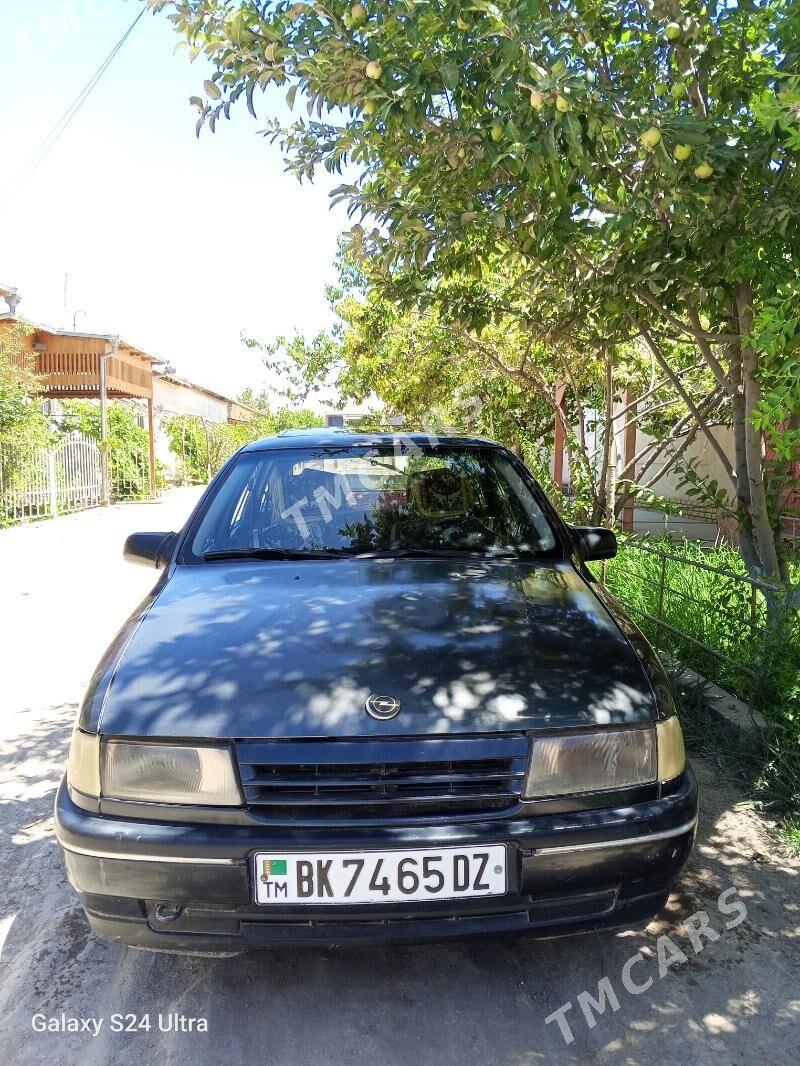 Opel Vectra 1991 - 30 000 TMT - Гурбансолтан Едже - img 2