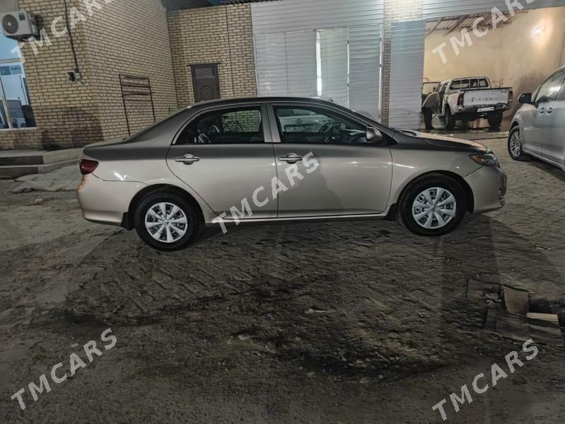 Toyota Corolla 2010 - 135 000 TMT - Baýramaly - img 3
