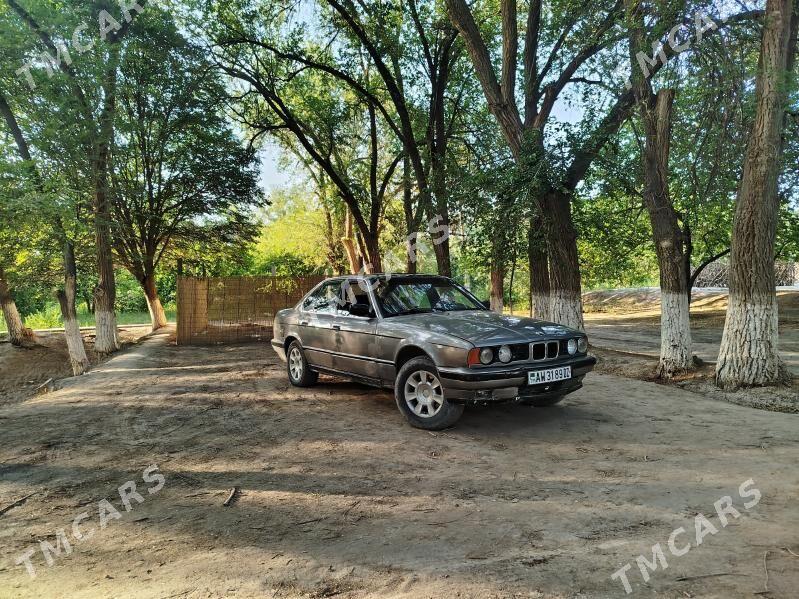 BMW 525 1990 - 25 000 TMT - Кёнеургенч - img 3