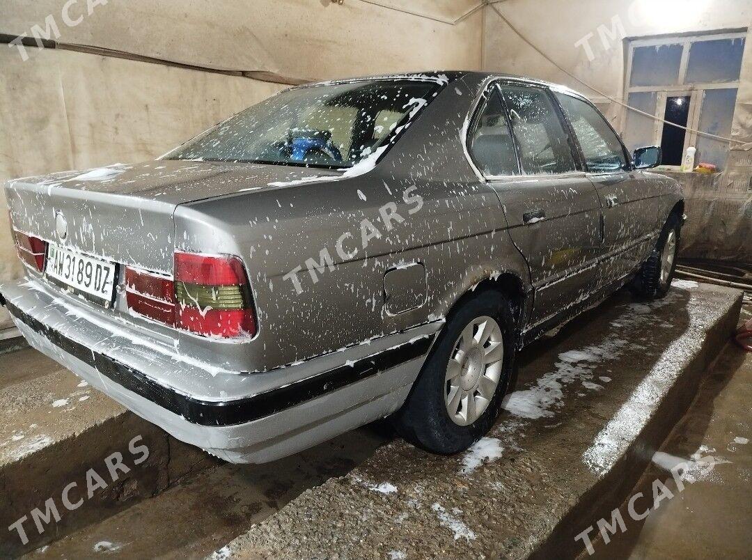 BMW 525 1990 - 25 000 TMT - Кёнеургенч - img 5