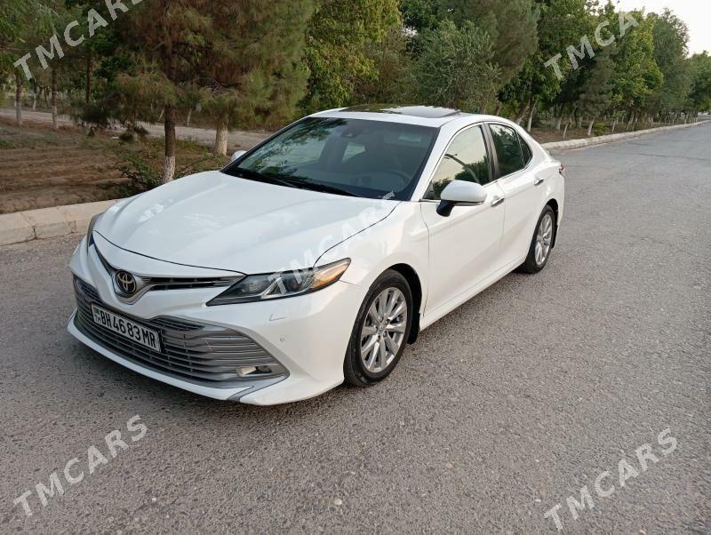 Toyota Camry 2018 - 295 000 TMT - Baýramaly - img 2