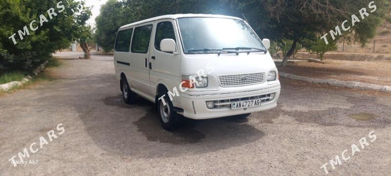 Toyota Hiace 2003 - 140 000 TMT - Büzmeýin - img 3