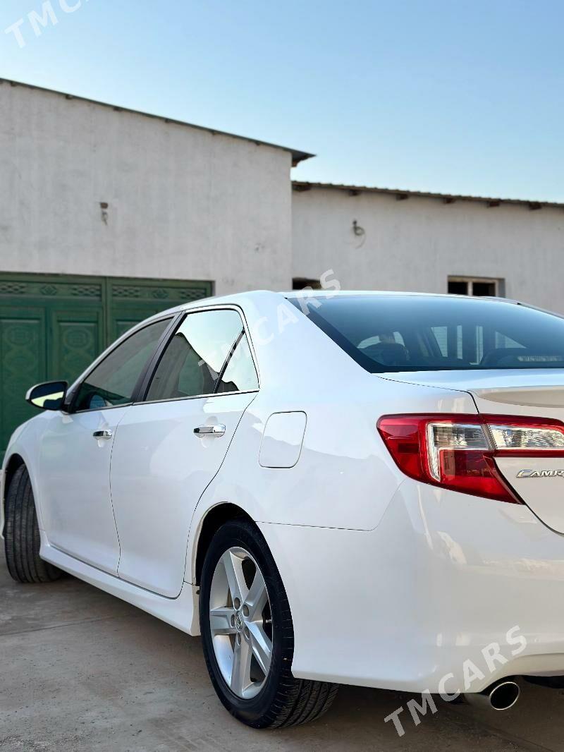 Toyota Camry 2013 - 240 000 TMT - Дашогуз - img 2