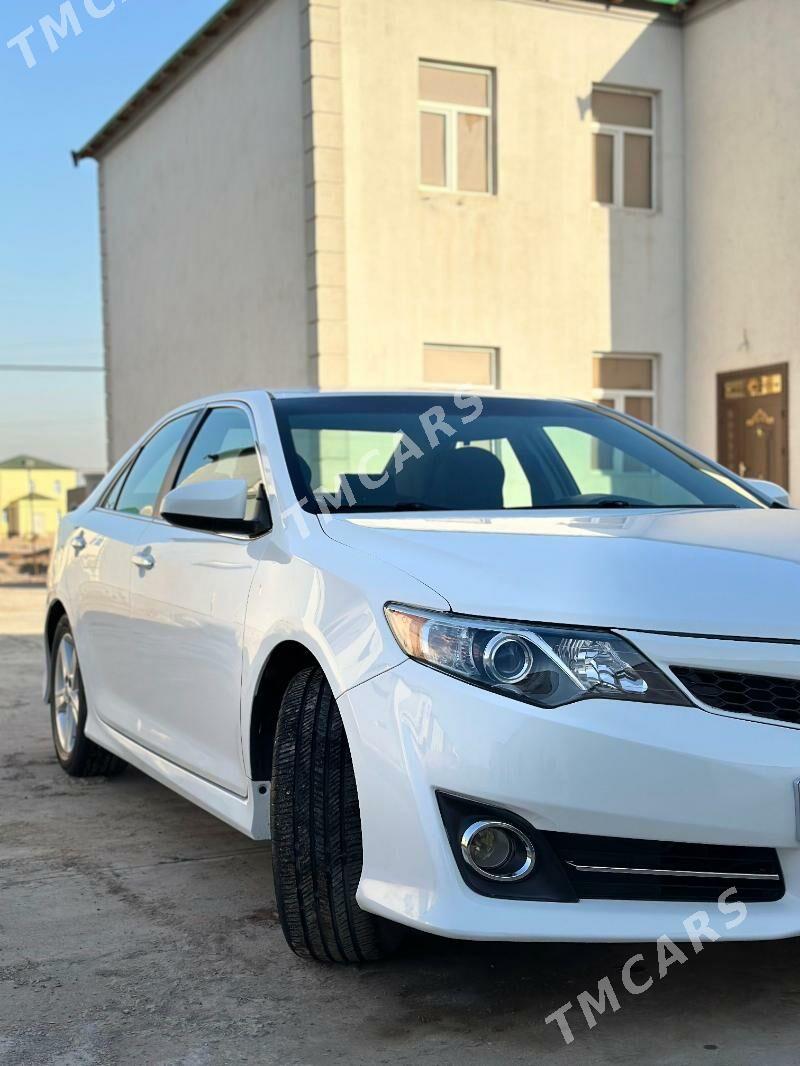 Toyota Camry 2013 - 240 000 TMT - Дашогуз - img 3