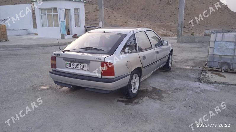 Opel Vectra 1989 - 20 000 TMT - Gökdepe - img 4