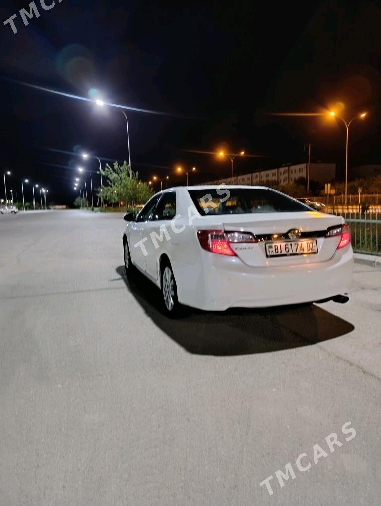 Toyota Camry 2012 - 150 000 TMT - Дашогуз - img 3