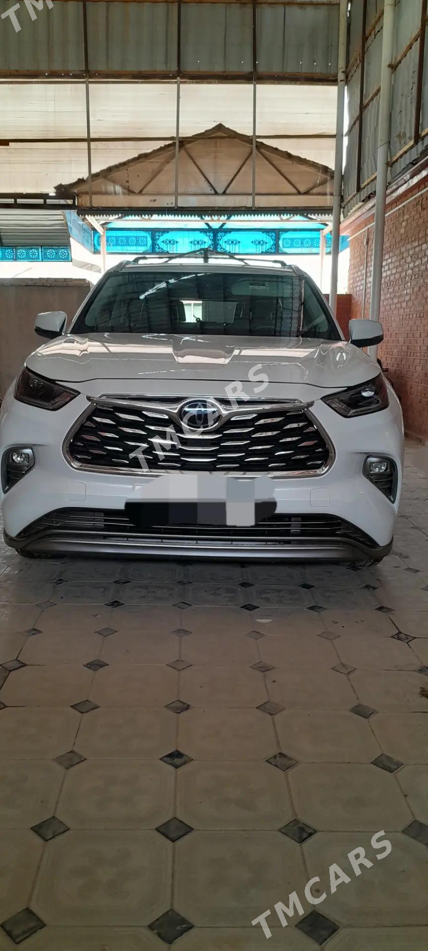 Toyota Highlander 2021 - 560 000 TMT - Ёлётен - img 4