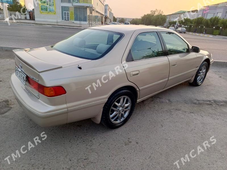 Toyota Camry 1997 - 130 000 TMT - Мары - img 3