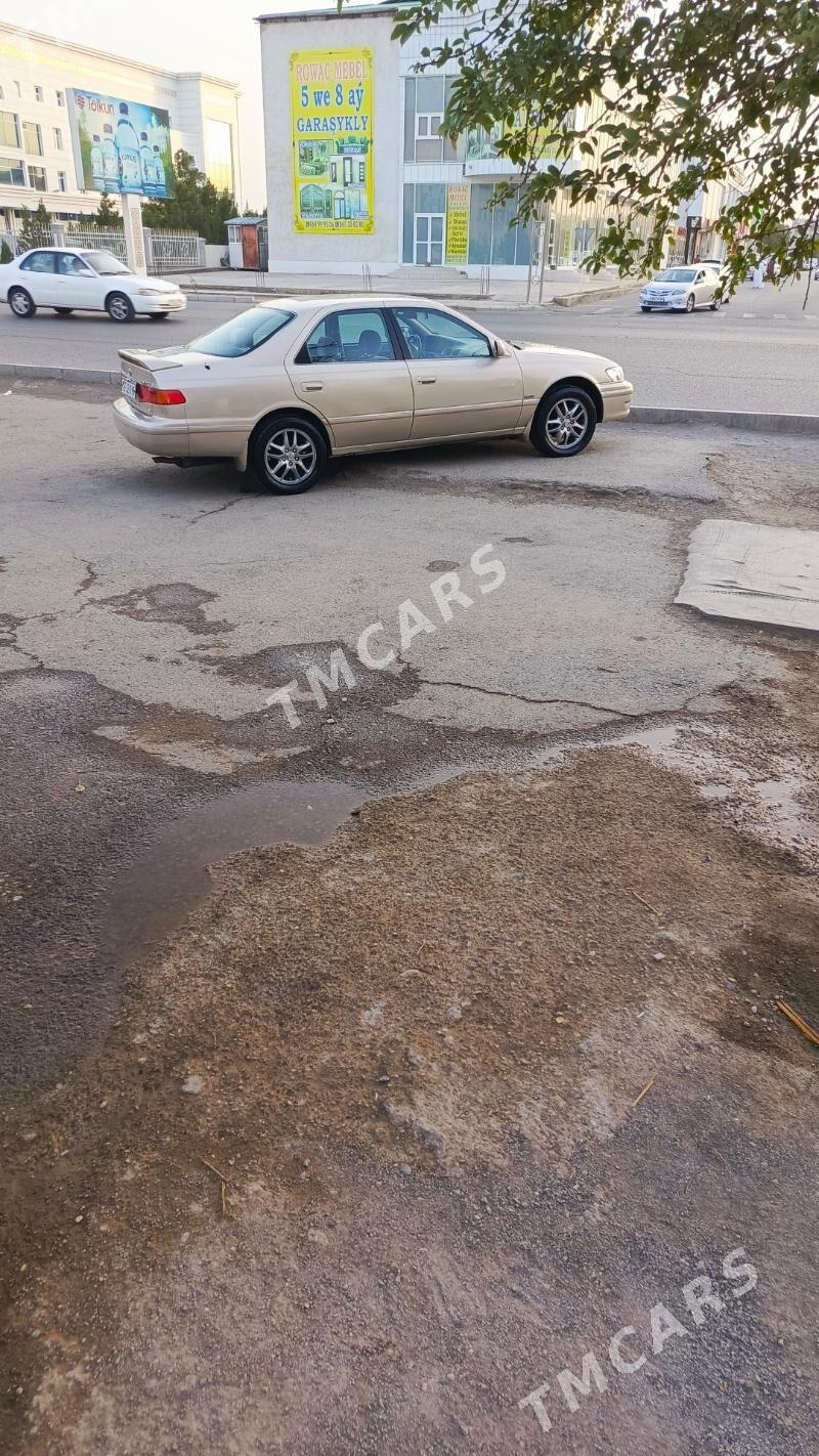 Toyota Camry 1997 - 130 000 TMT - Мары - img 5