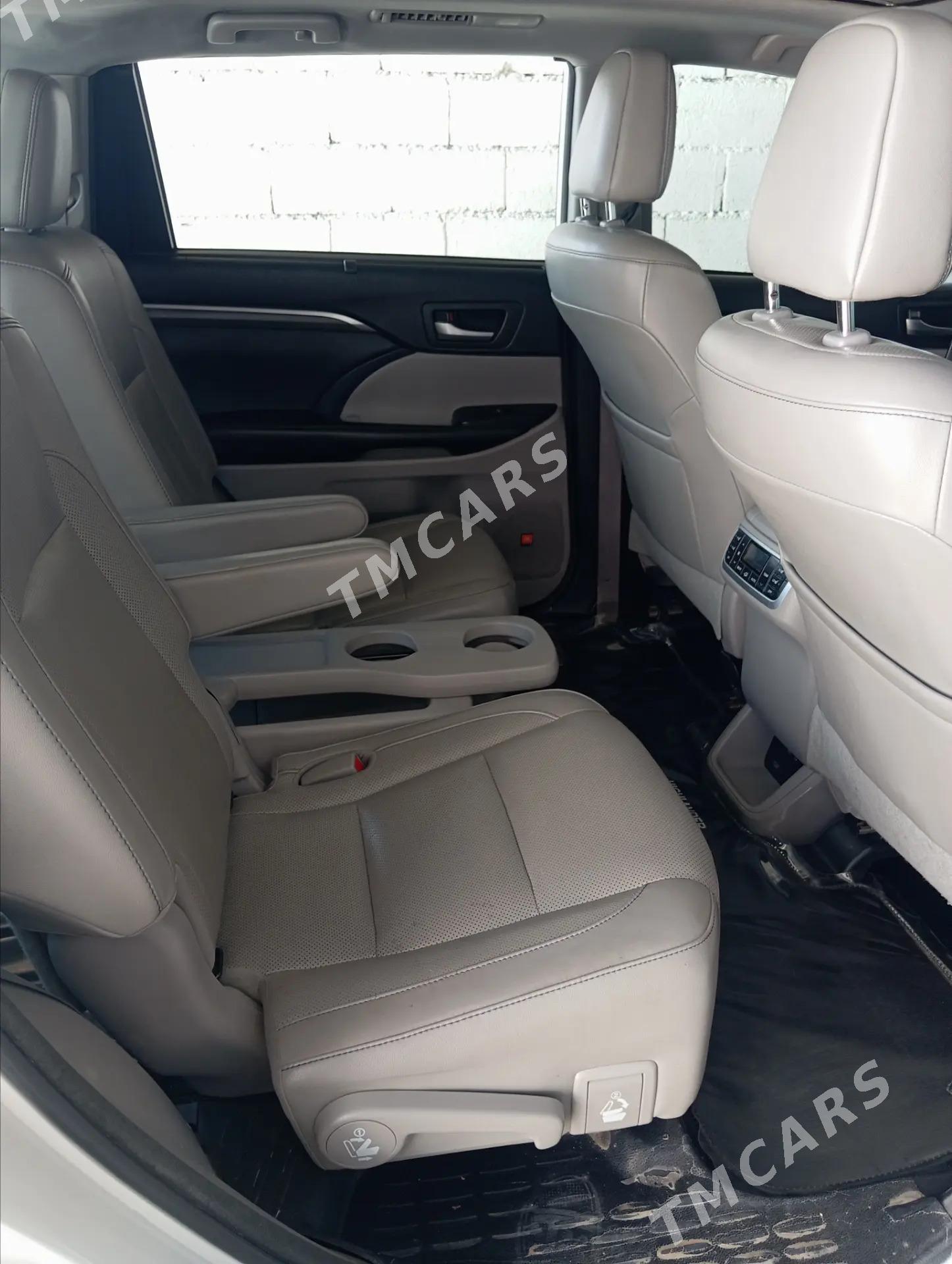 Toyota Highlander 2018 - 455 000 TMT - Aşgabat - img 6