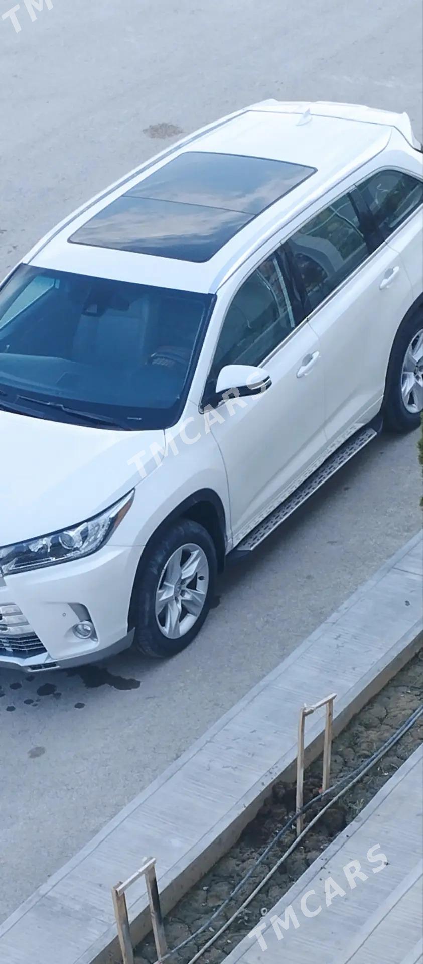Toyota Highlander 2018 - 455 000 TMT - Aşgabat - img 4