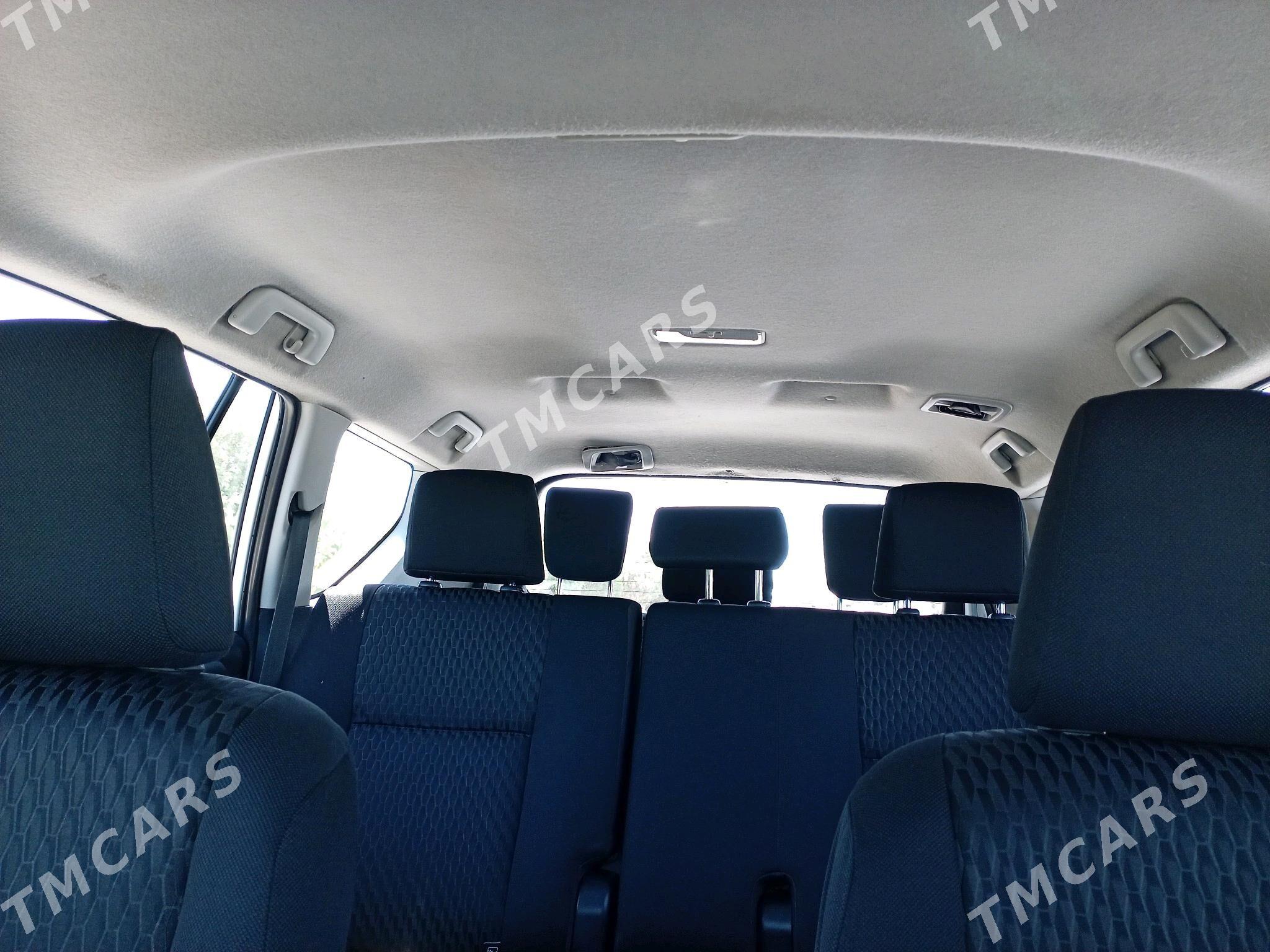 Toyota Innova 2020 - 300 000 TMT - Ашхабад - img 5
