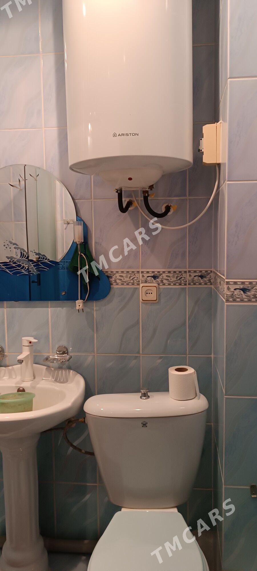 Продается квартира - Büzmeýin - img 2