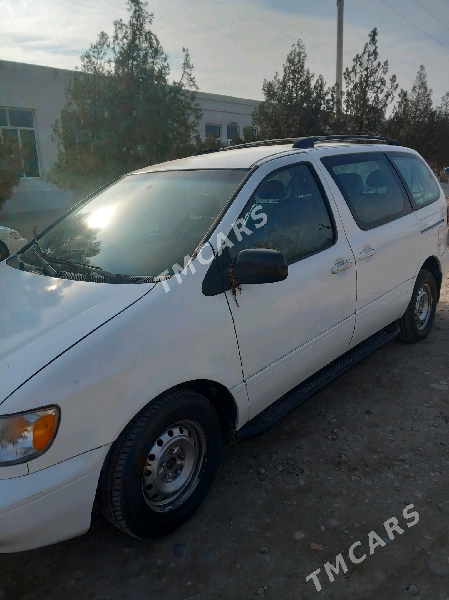 Toyota Sienna 2000 - 140 000 TMT - Köýtendag - img 2