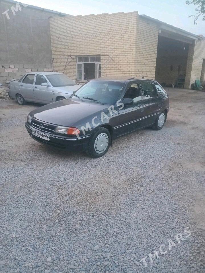 Opel Astra 1993 - 32 000 TMT - Мары - img 5