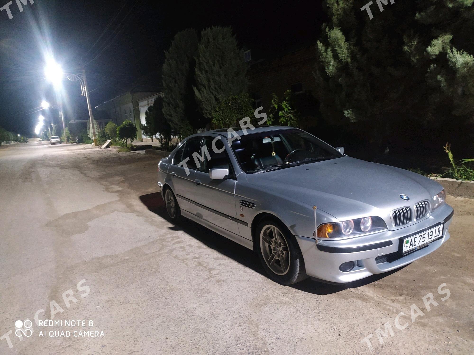 BMW E39 1999 - 110 000 TMT - Dänew - img 3