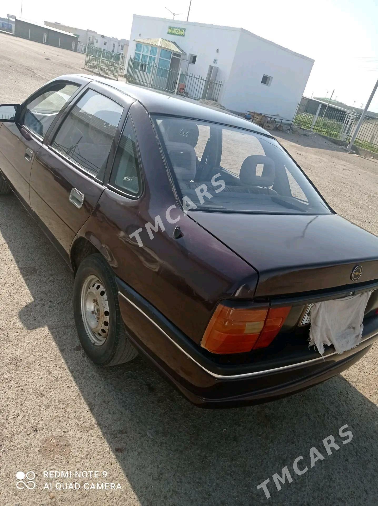 Opel Vectra 1993 - 38 000 TMT - Болдумсаз - img 2