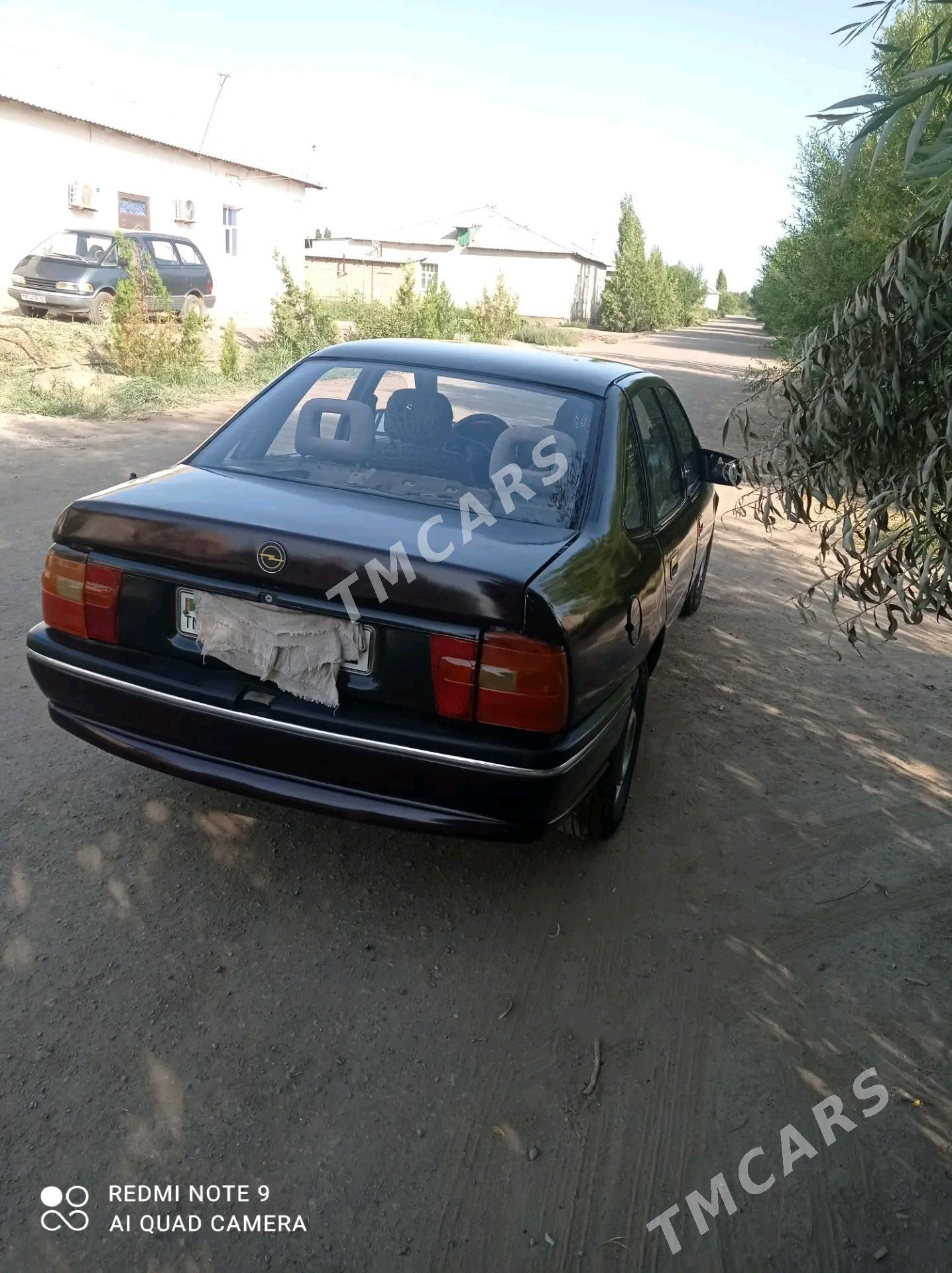 Opel Vectra 1993 - 38 000 TMT - Болдумсаз - img 6