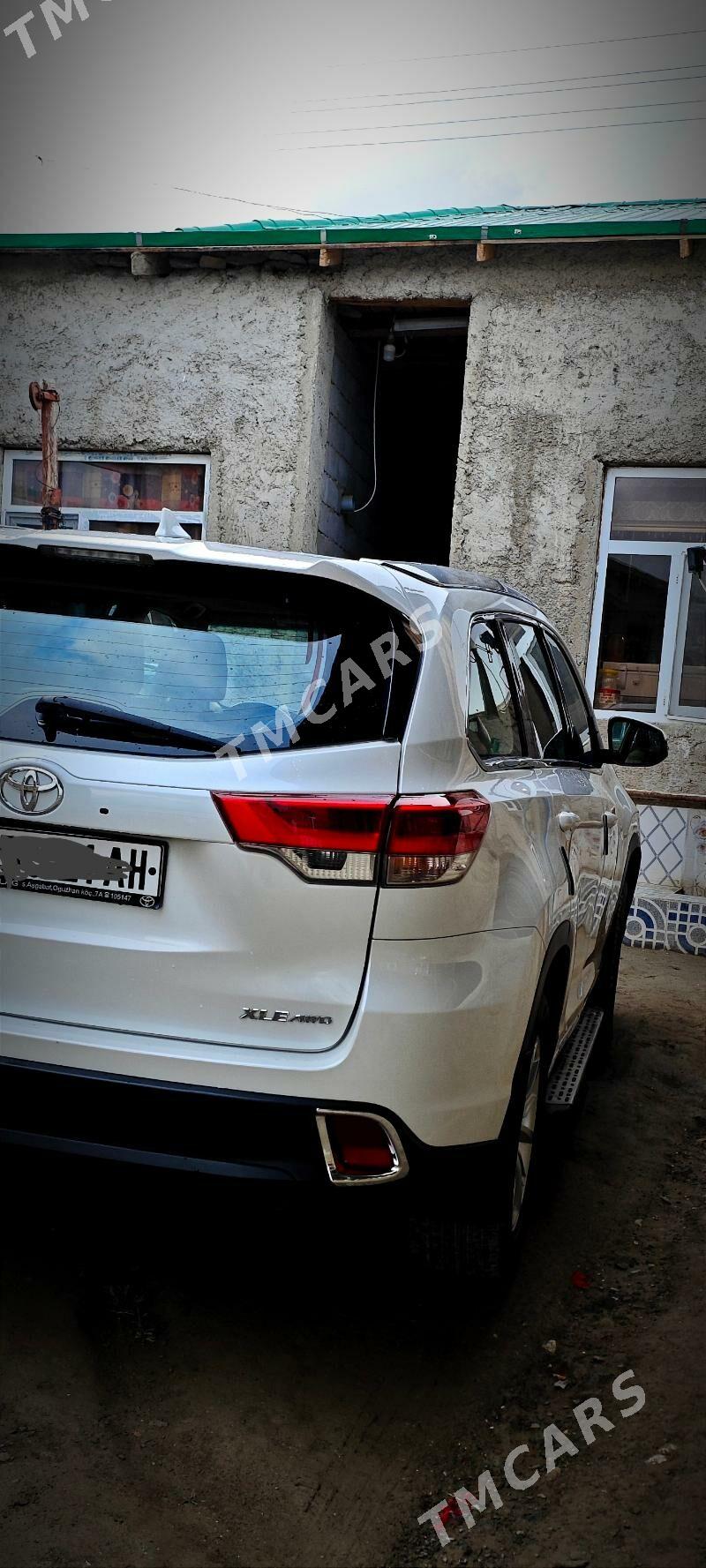 Toyota Highlander 2018 - 430 000 TMT - Ашхабад - img 5