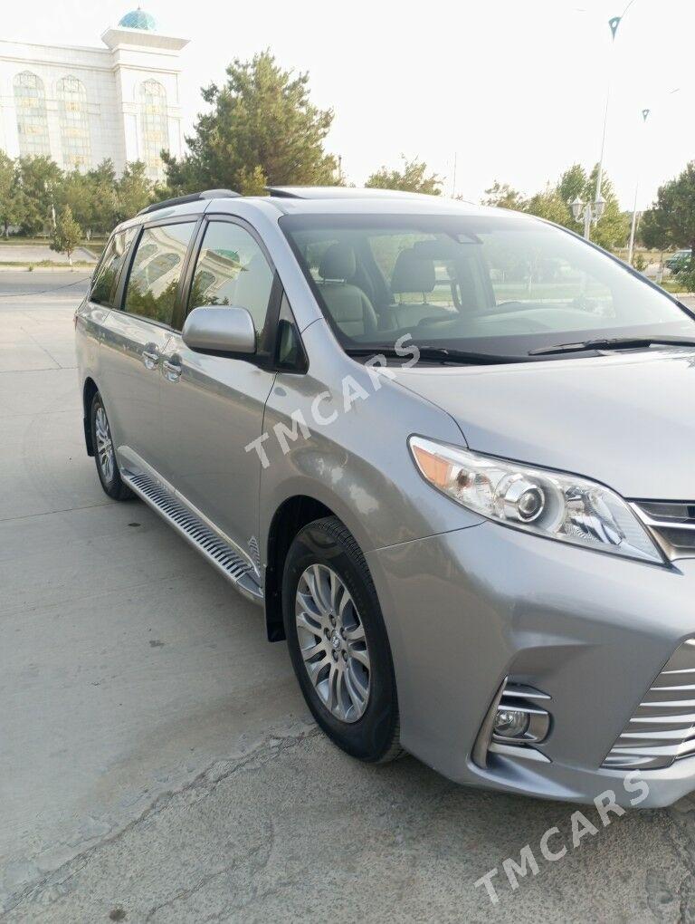 Toyota Sienna 2018 - 410 000 TMT - Türkmenabat - img 2