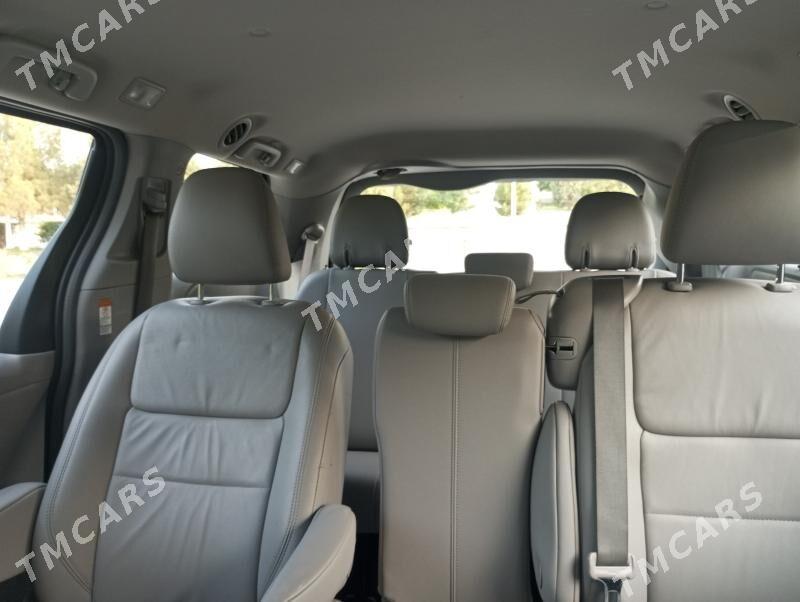 Toyota Sienna 2018 - 410 000 TMT - Türkmenabat - img 5