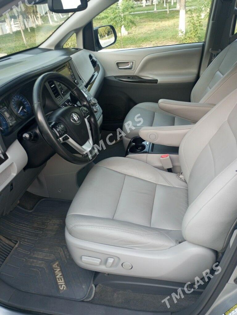 Toyota Sienna 2018 - 410 000 TMT - Türkmenabat - img 4