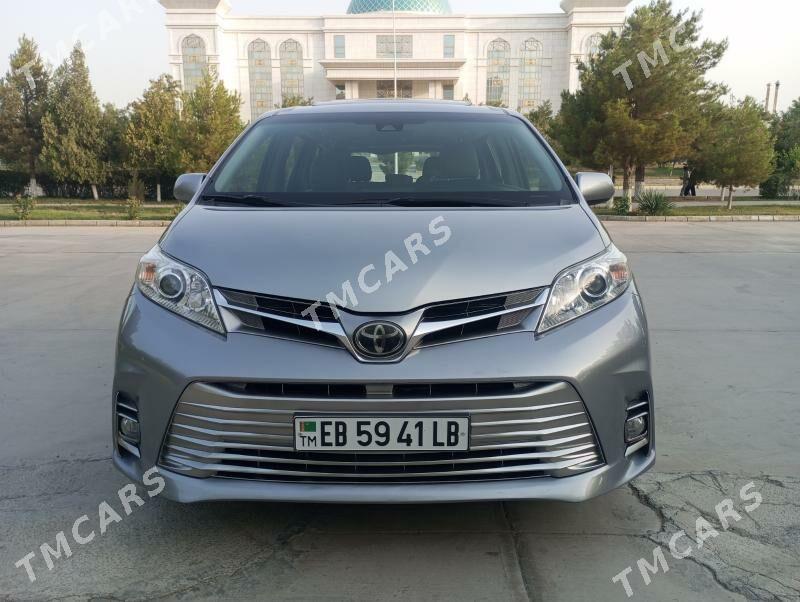 Toyota Sienna 2018 - 410 000 TMT - Türkmenabat - img 8