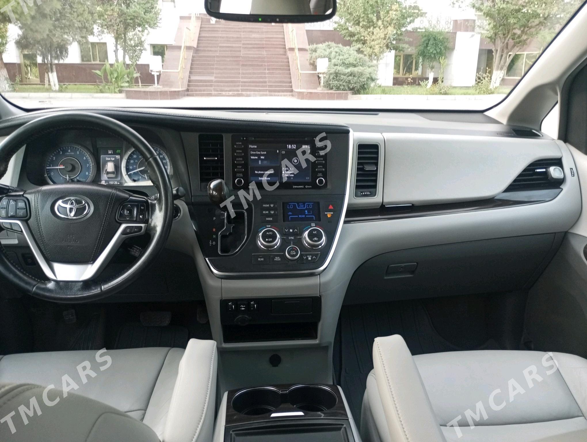 Toyota Sienna 2018 - 410 000 TMT - Türkmenabat - img 10