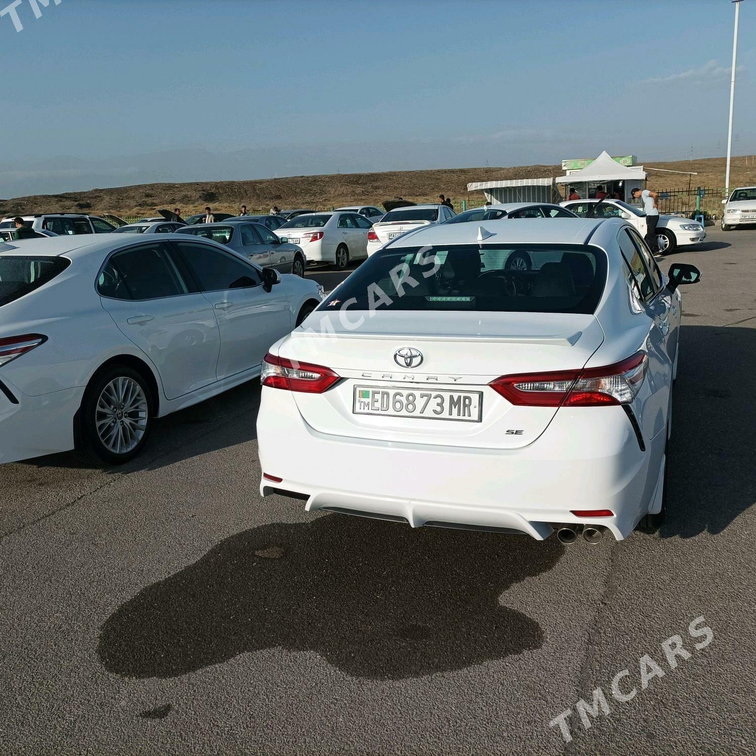 Toyota Camry 2020 - 310 000 TMT - "Altyn Asyr" Gündogar bazary (Jygyllyk) - img 4