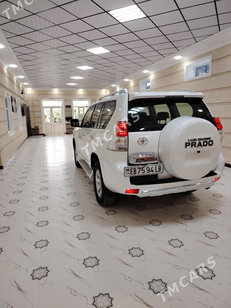 Toyota Land Cruiser Prado 2011 - 400 000 TMT - Dänew - img 7