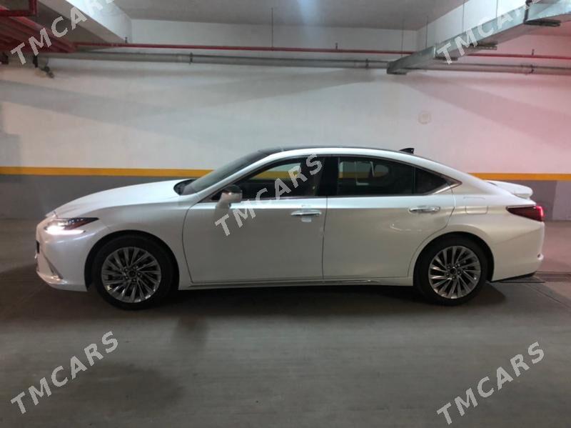 Lexus ES 350 2025 - 1 254 400 TMT - Atatürk köç. - img 4