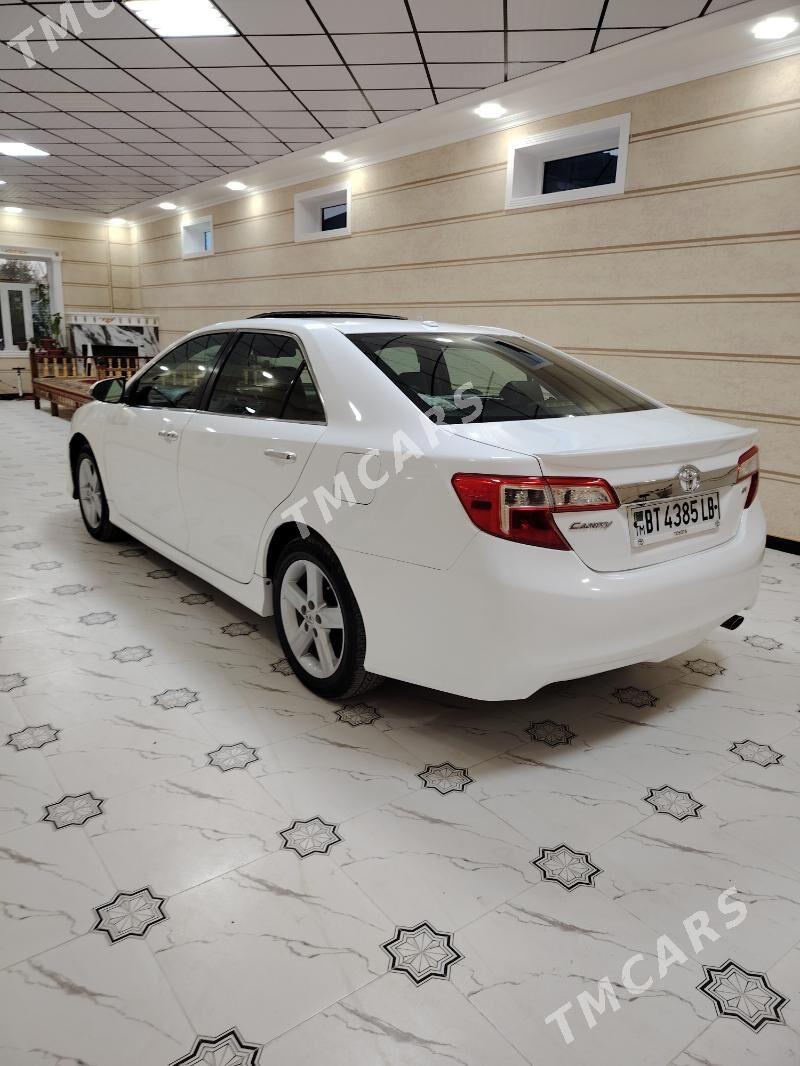 Toyota Camry 2012 - 210 000 TMT - Dänew - img 6