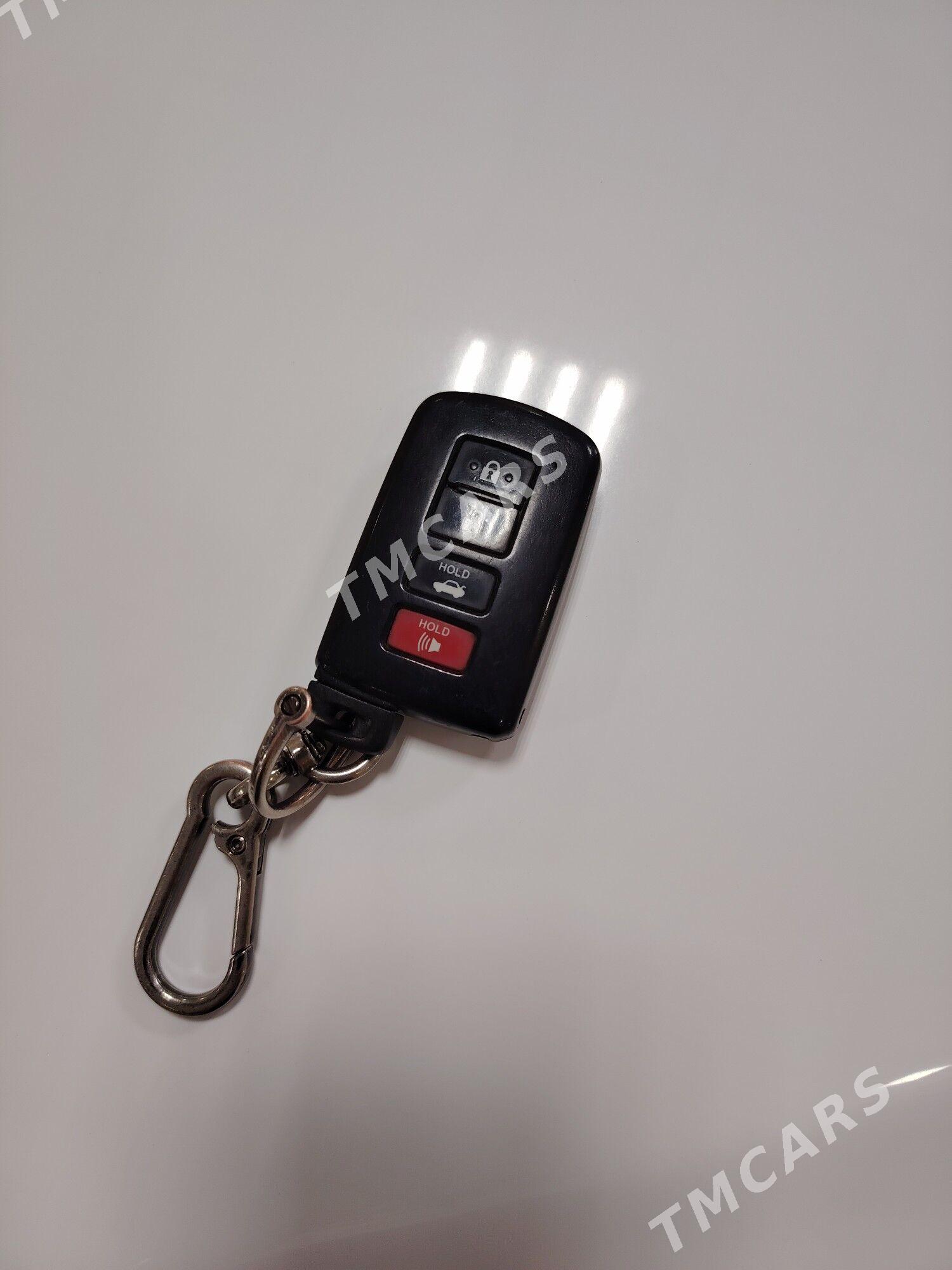 Toyota Camry 2012 - 210 000 TMT - Dänew - img 2