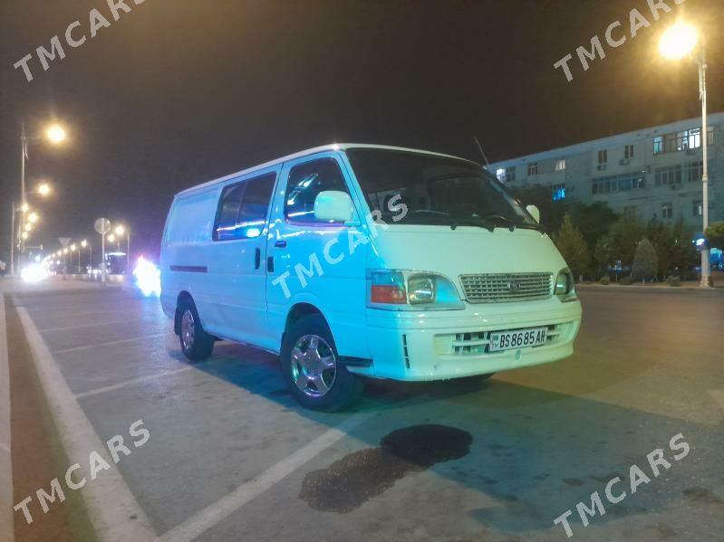 Toyota Hiace 2004 - 120 000 TMT - Daşoguz - img 1