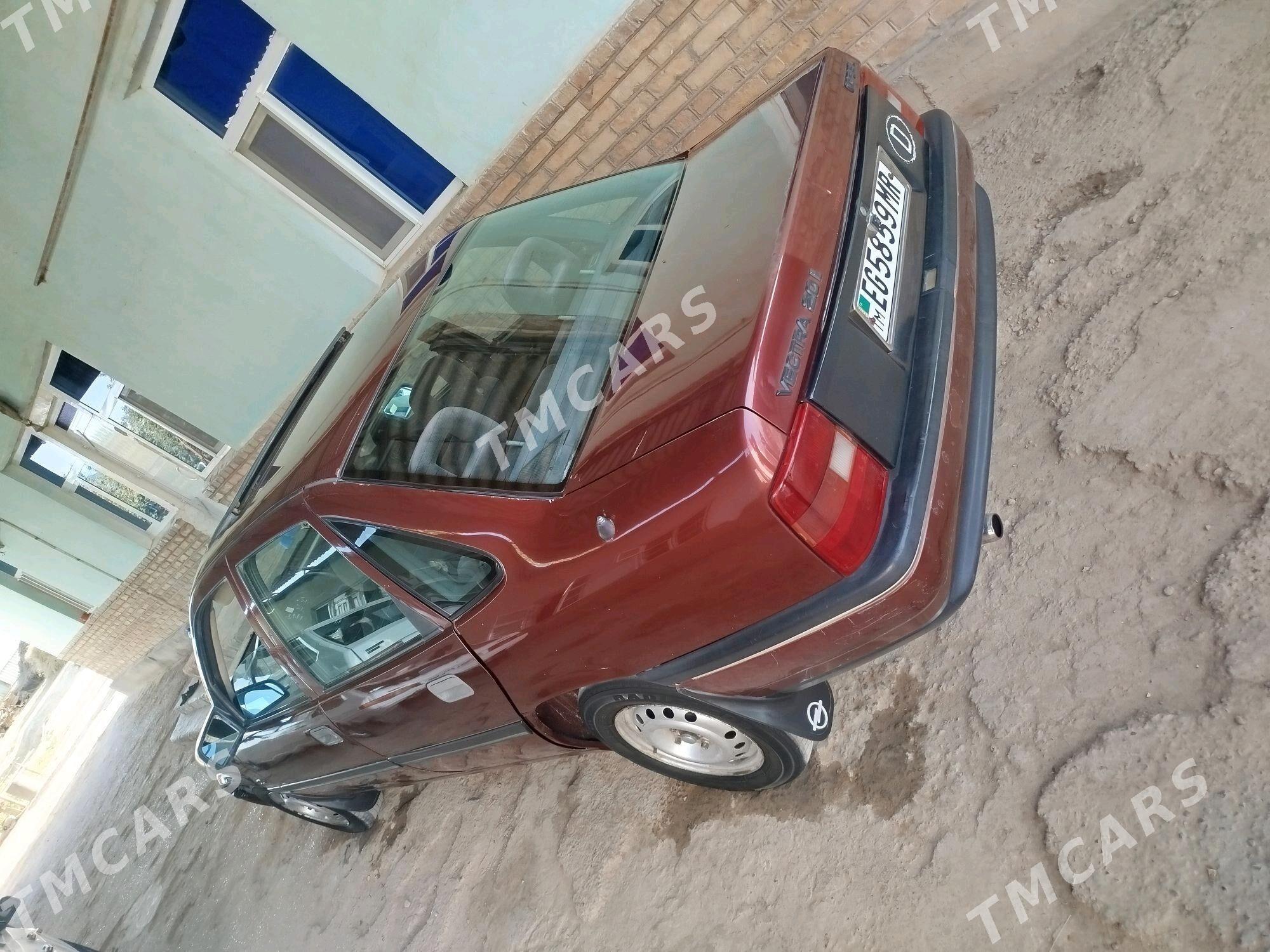 Opel Vectra 1990 - 45 000 TMT - Векильбазар - img 3