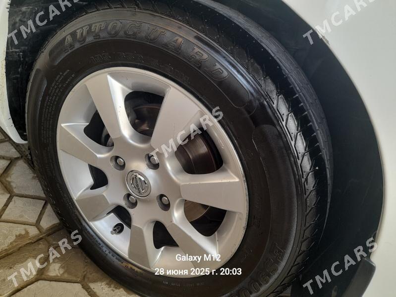 Nissan Tiida 2006 - 105 000 TMT - Балканабат - img 4
