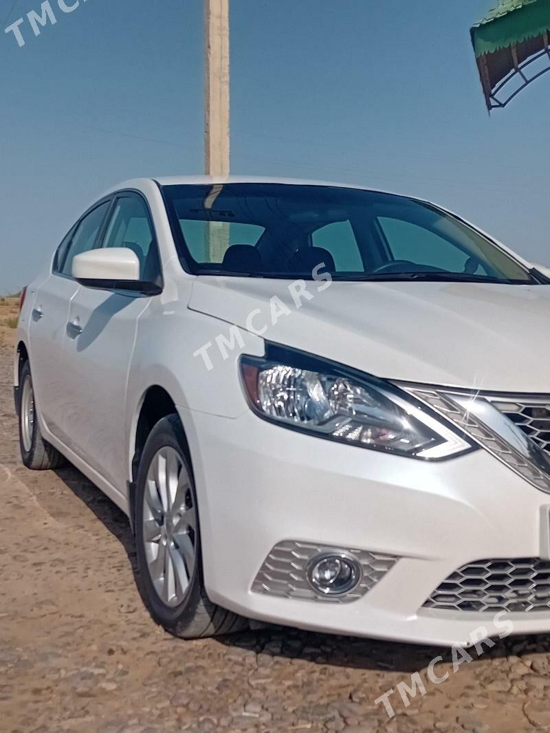 Nissan Sentra 2019 - 170 000 TMT - Байрамали - img 4