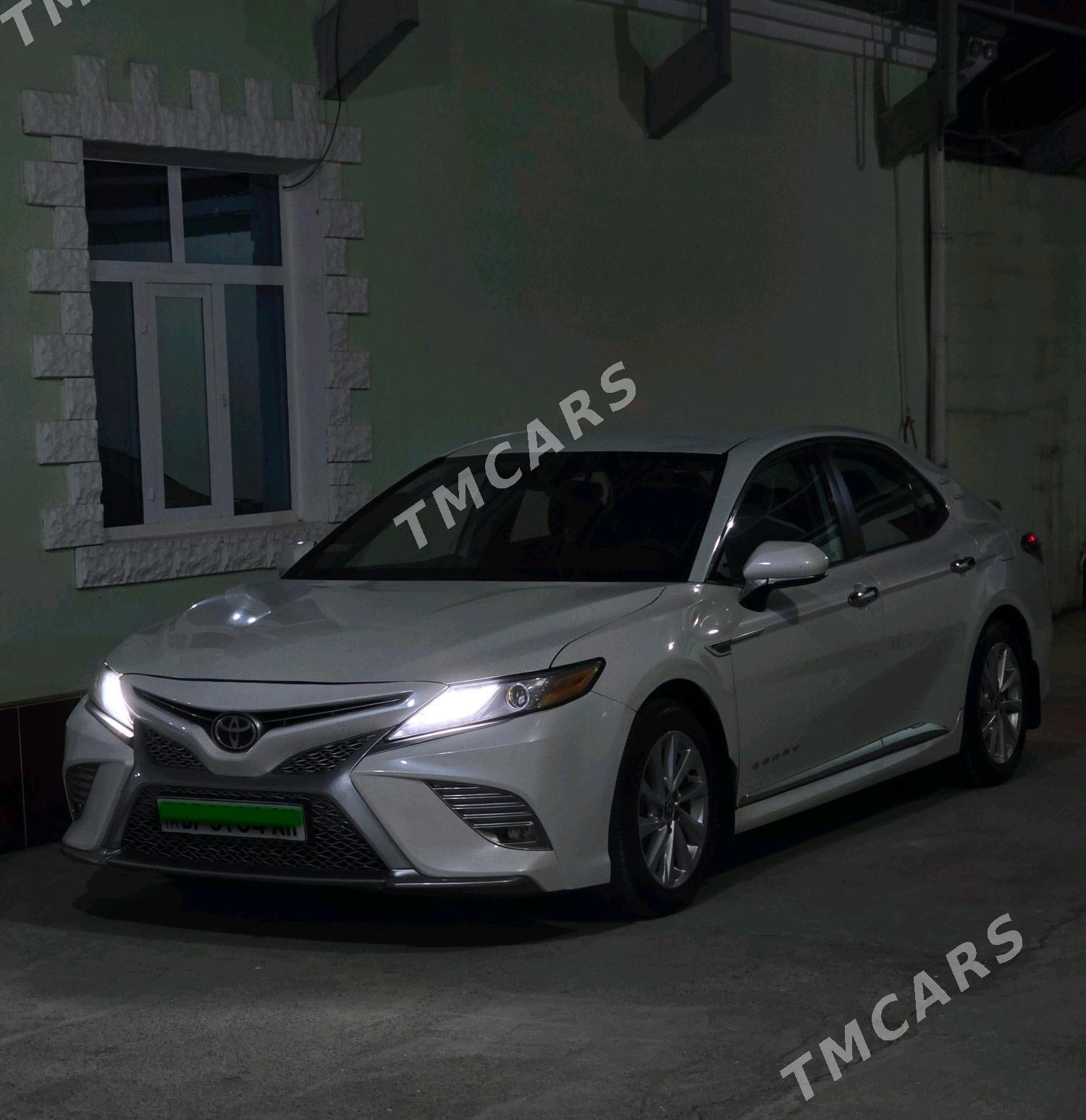 Toyota Camry 2021 - 310 000 TMT - Aşgabat - img 3