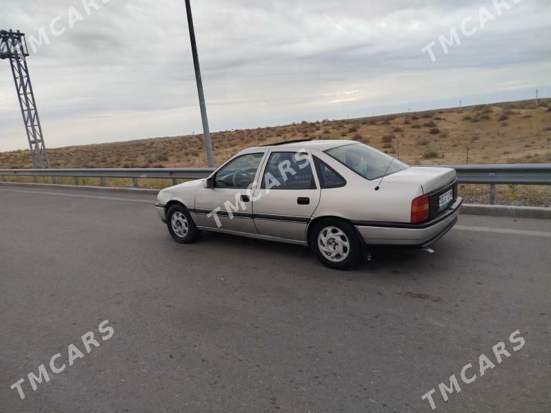 Opel Vectra 1992 - 29 000 TMT - Мары - img 5