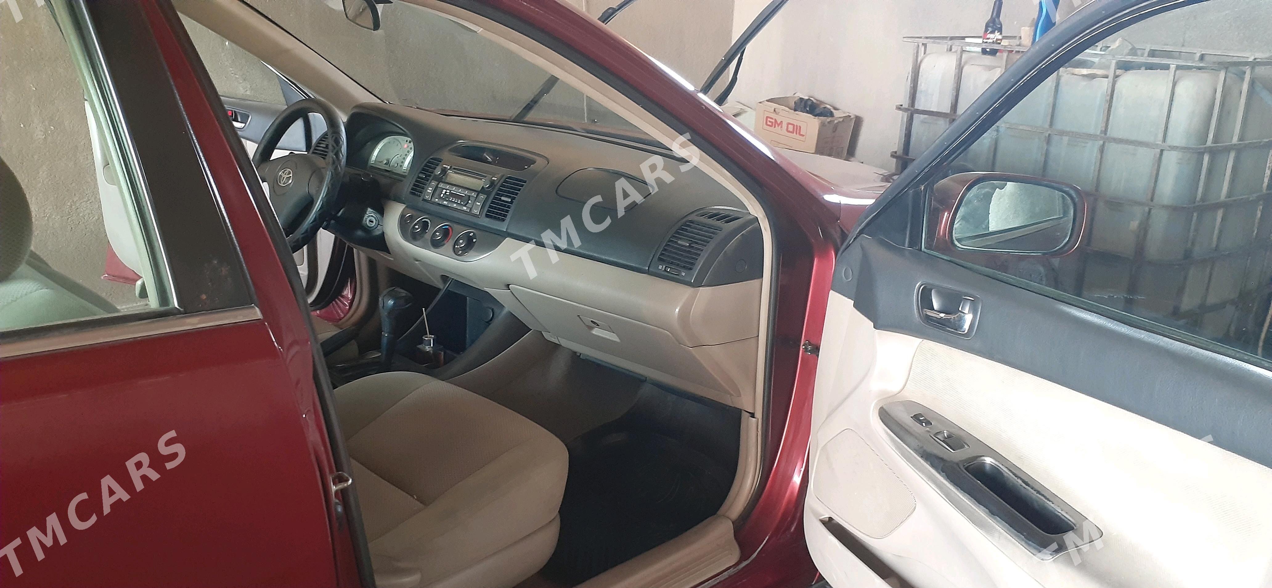 Toyota Camry 2003 - 130 000 TMT - Halaç - img 2