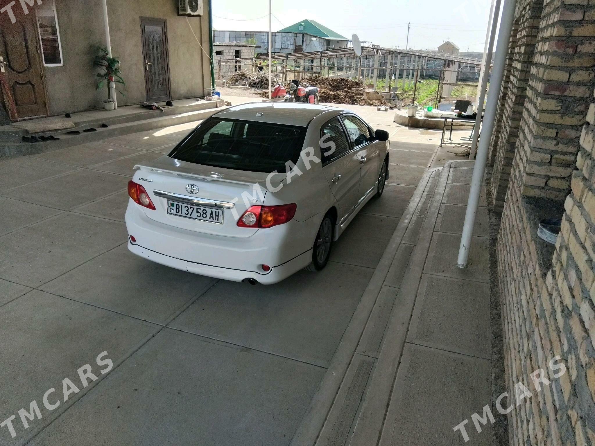 Toyota Corolla 2010 - 145 000 TMT - Гёкдепе - img 2