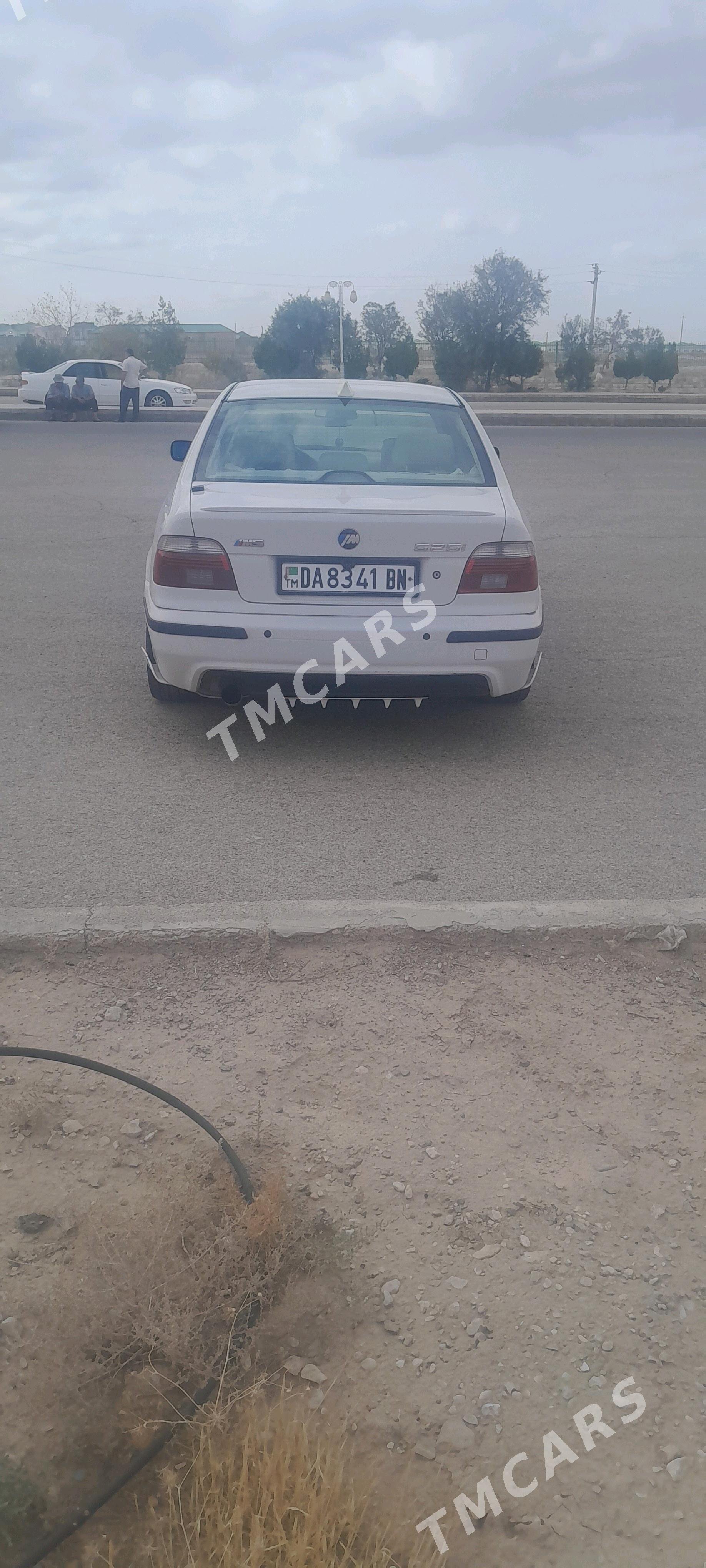 BMW E39 2002 - 120 000 TMT - Bereket - img 3